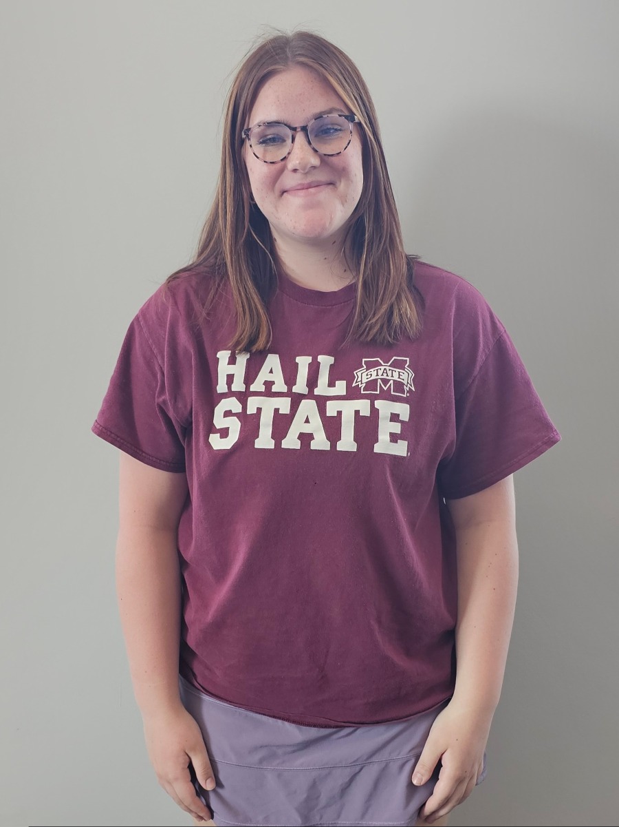 Sophie Outman, Intern